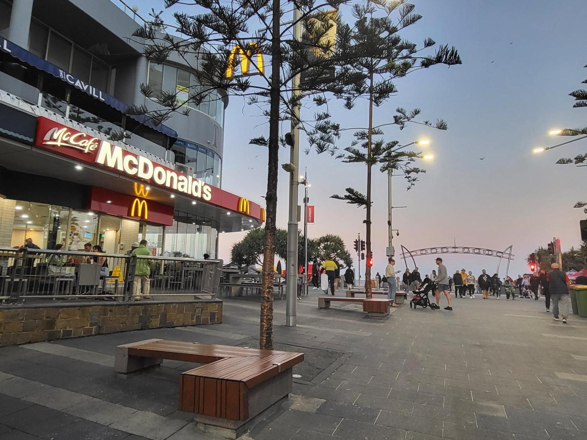 Beachside Apartment In The Heart Of Surfers Paradise - Free Parking Χρυσή Ακτή Εξωτερικό φωτογραφία